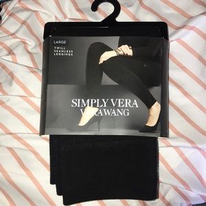 Vera wang seamless leggings!